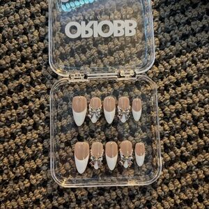 Elegant White and Nude Press-On Nails